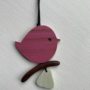 WOOD BIRD NECKLACE